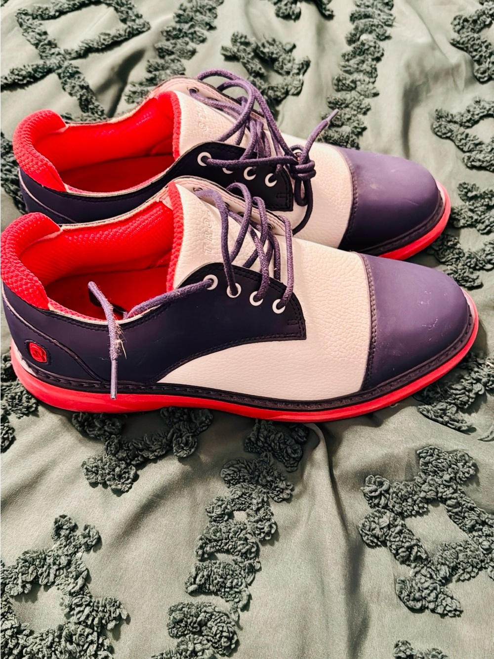 Men's Lace-Up Golf Sneakers in Purple, White & Red